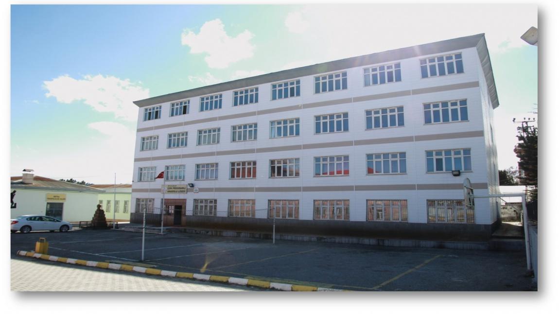 Ahlat Mesleki ve Teknik Anadolu Lisesi Fotoğrafı
